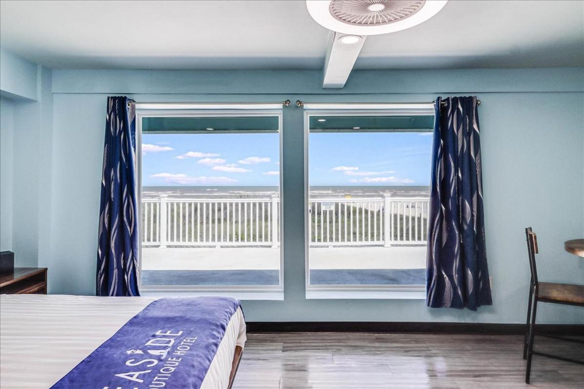 Seaside Boutique Hotel, Waves At Your Doorstep ميناء أرانساس المظهر الخارجي الصورة