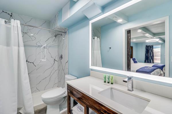 Seaside Boutique Hotel, Waves At Your Doorstep ميناء أرانساس المظهر الخارجي الصورة