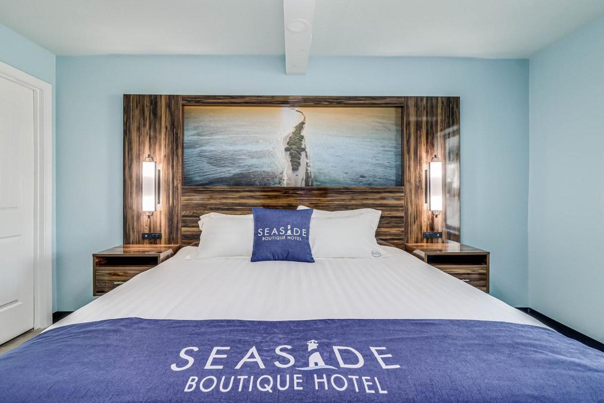 Seaside Boutique Hotel, Waves At Your Doorstep ميناء أرانساس المظهر الخارجي الصورة