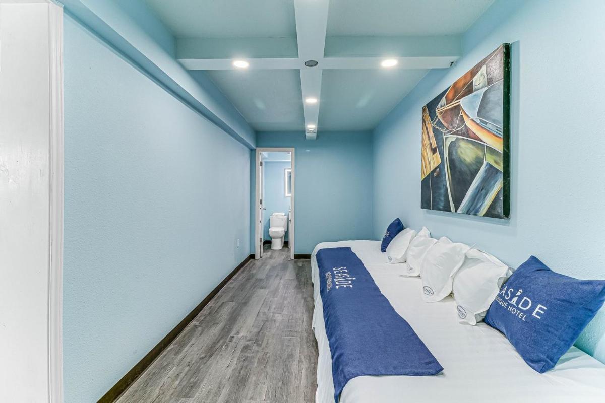 Seaside Boutique Hotel, Waves At Your Doorstep ميناء أرانساس المظهر الخارجي الصورة